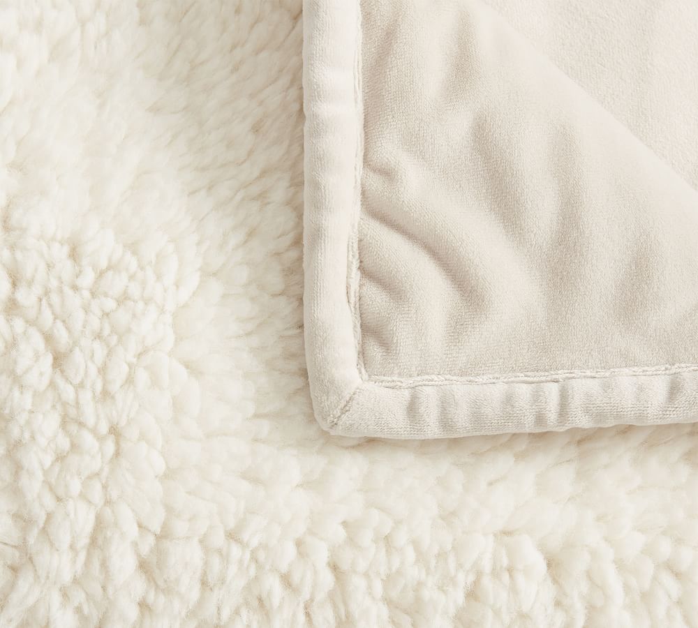 Sherpa Pet Throw