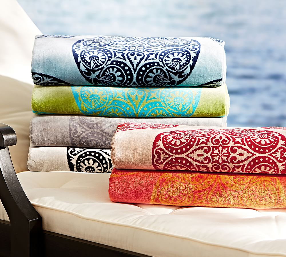 Jacquard 2025 beach towel