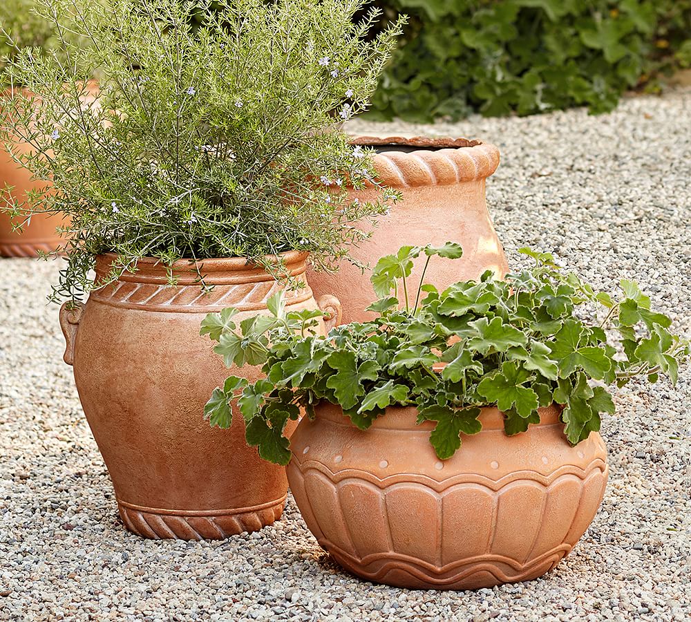 Bavaria Pot - Terracotta - McCumber Fine Gardens