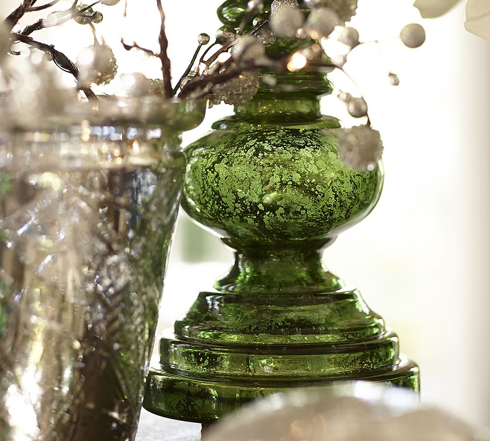 The Emeralds glass candle holder L lime-green