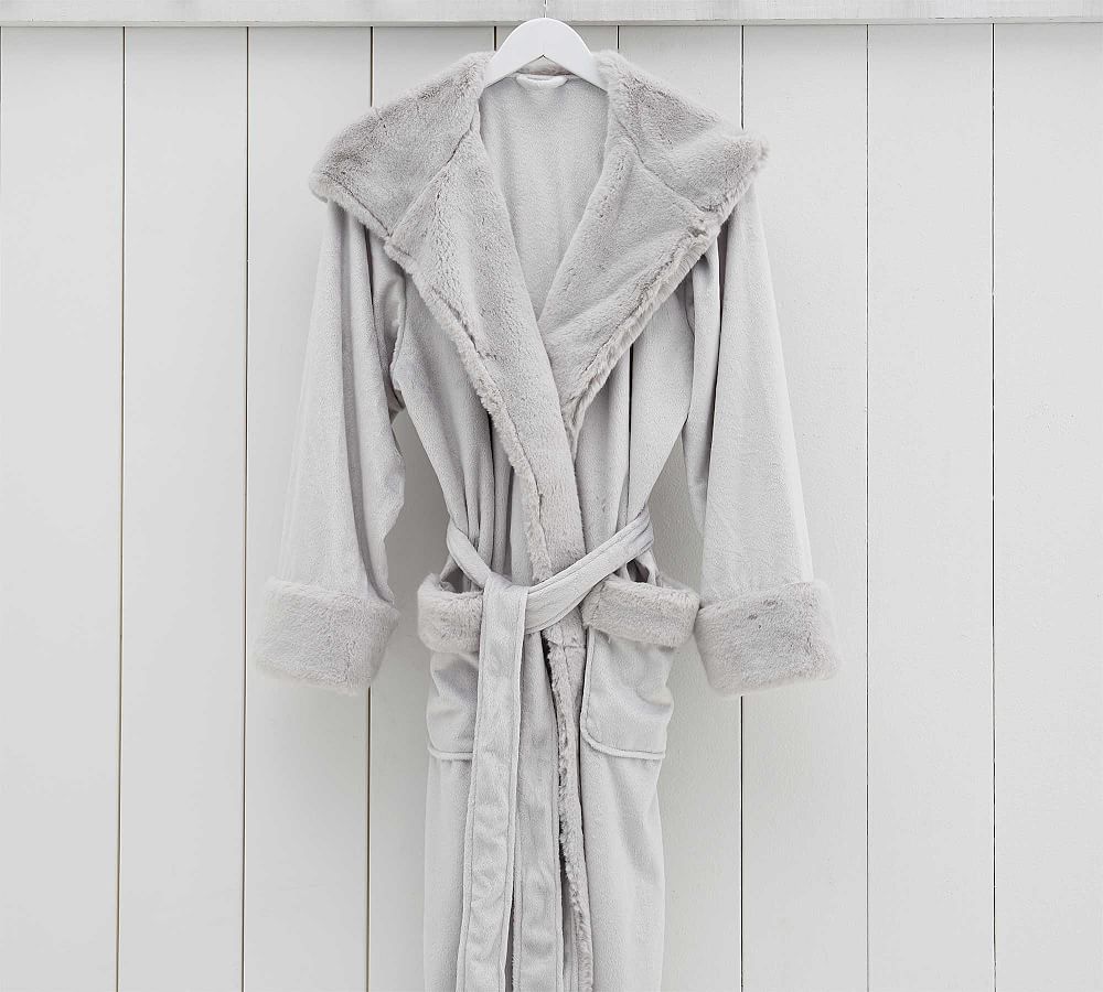 Pottery barn deals alpaca robe