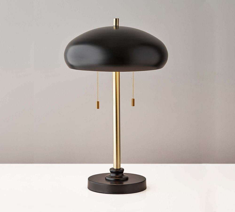 Lark Iron Table Lamp