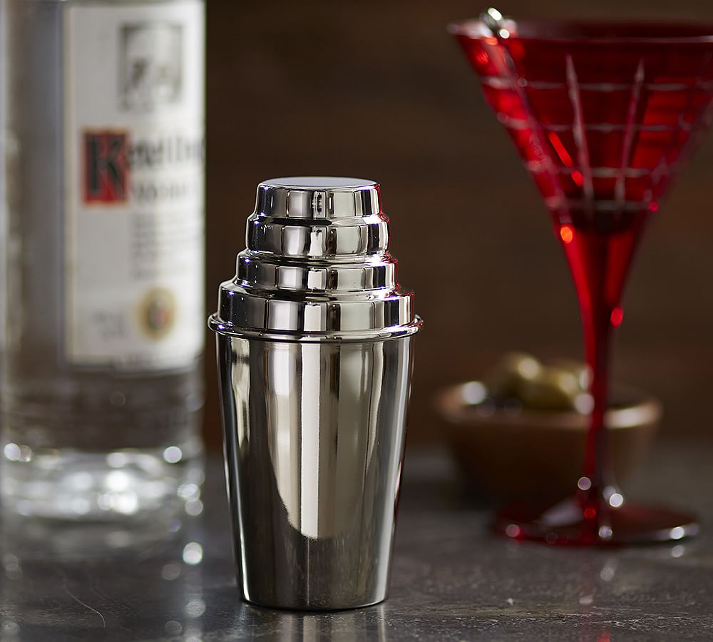 MANHATTAN cocktail shaker in Art Deco inspired stainless steel