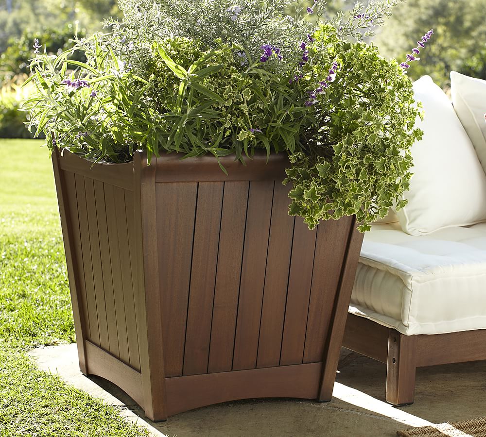 Mahogany Planters