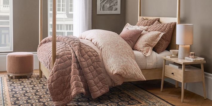 https://assets.pbimgs.com/pbimgs/ab/images/dp/wcm/202333/0144/cozy-cloud-quilted-sham-o.jpg