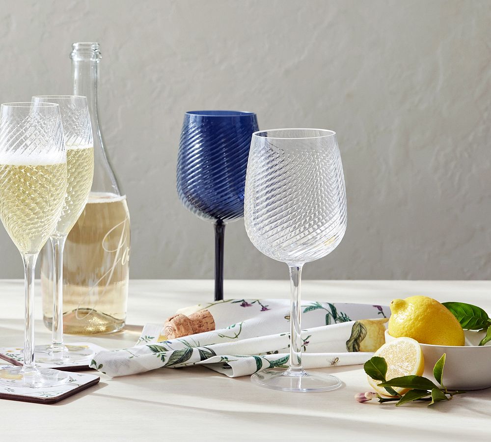 https://assets.pbimgs.com/pbimgs/ab/images/dp/wcm/202336/0064/monique-lhuillier-campania-outdoor-wine-glasses-set-of-4-l.jpg