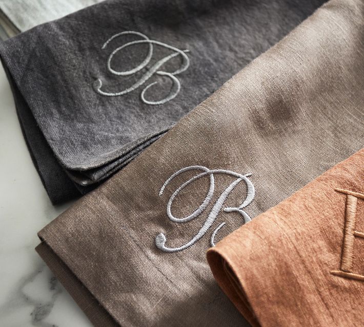 https://assets.pbimgs.com/pbimgs/ab/images/dp/wcm/202337/0691/mason-oversized-linen-napkins-1-o.jpg