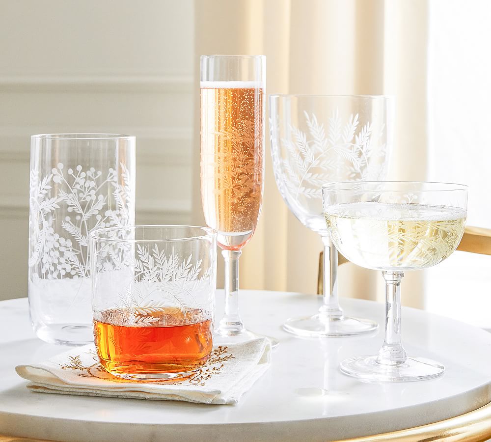 https://assets.pbimgs.com/pbimgs/ab/images/dp/wcm/202338/0059/monique-lhuillier-gabrielle-etched-cocktail-glasses-l.jpg