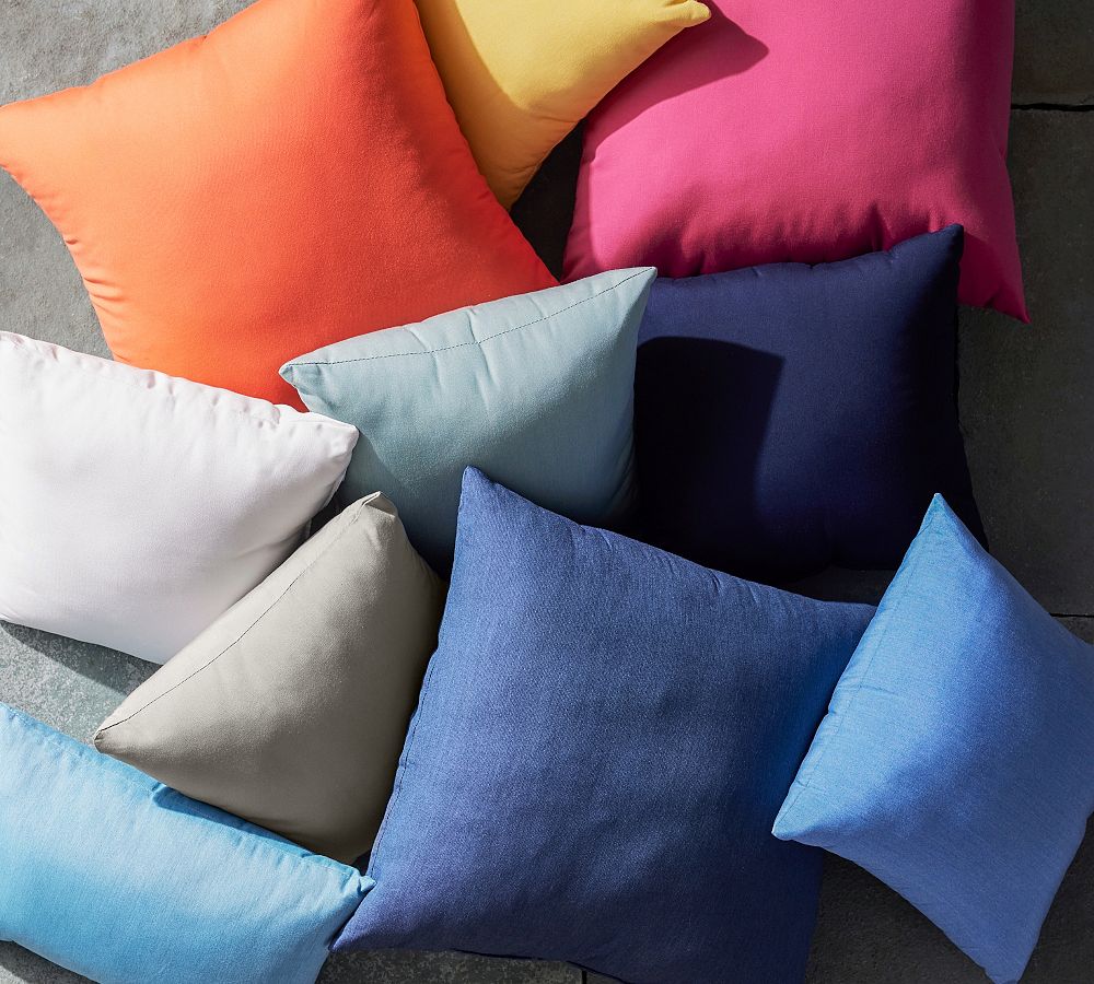 Where to Shop for Throw Pillows (Plus, What to Look For) - Kelley