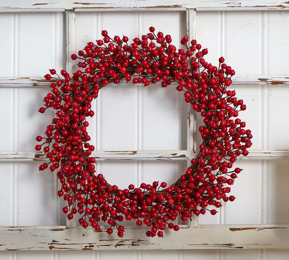 Faux Red Berry Wreath - 22"