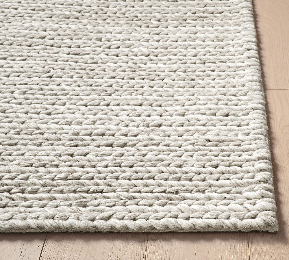 Open Box: Chunky Knit Sweater Handwoven Rug