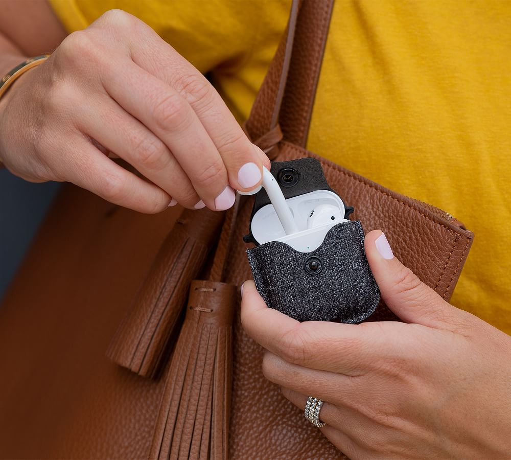 Personalized Leather AirPods PRO Case - LAUREN