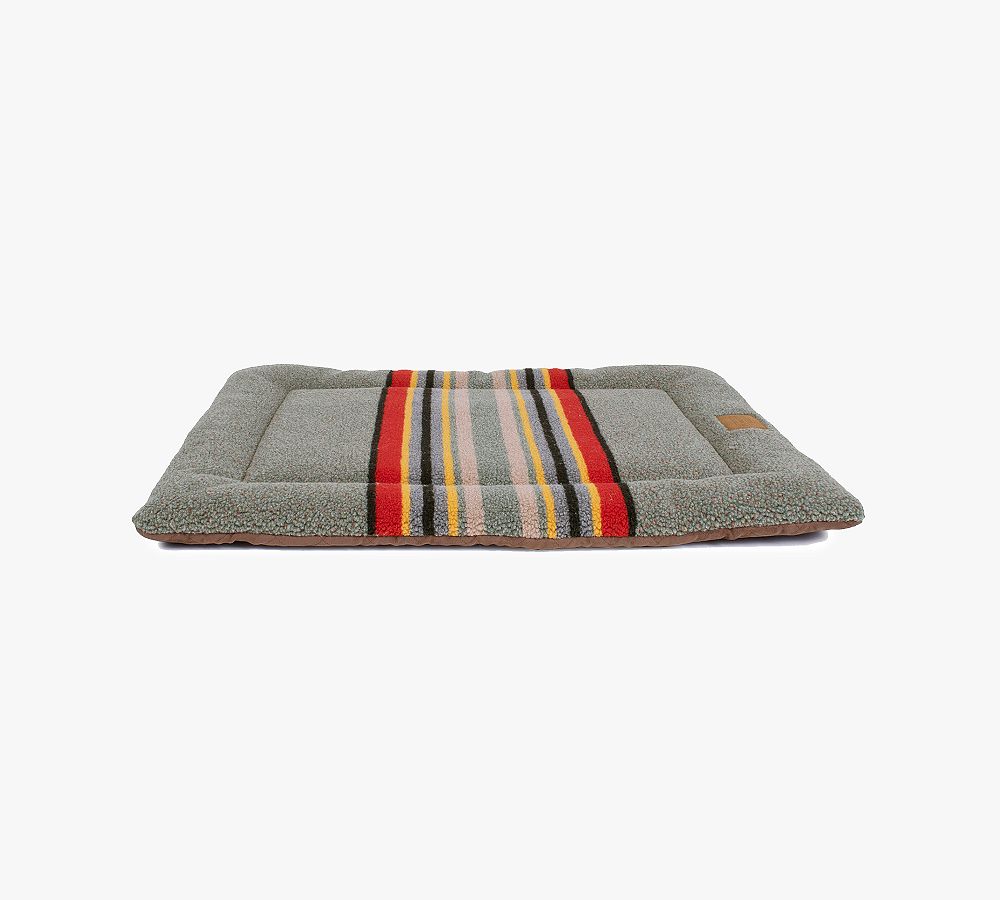 Pendleton® Vintage Camp Comfort Cushion Pet Bed