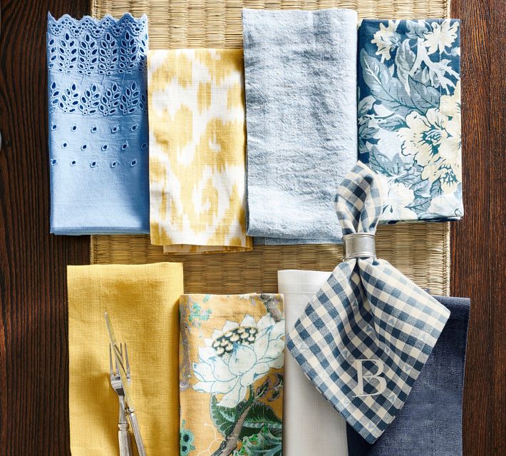 Printed Floral Linen Napkins Set of 4.