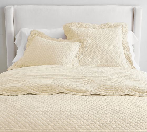 Heirloom Scallop Quilt & Shams | Pottery Barn