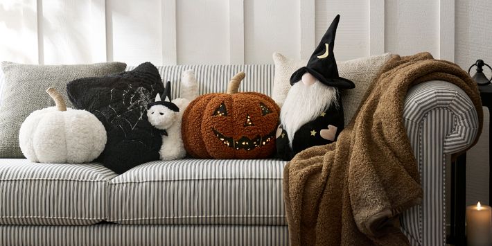 https://assets.pbimgs.com/pbimgs/ab/images/dp/wcm/202346/0270/witch-hat-cat-shaped-pillow-o.jpg