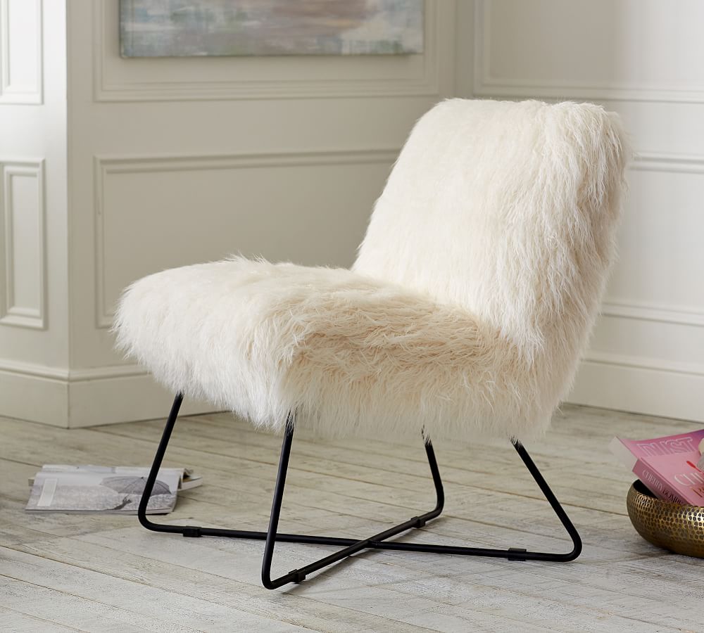 Faux fur lounge deals chair