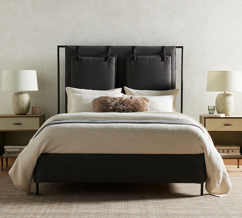 Modern Upholstered Platform Bedroom Furniture Set 152