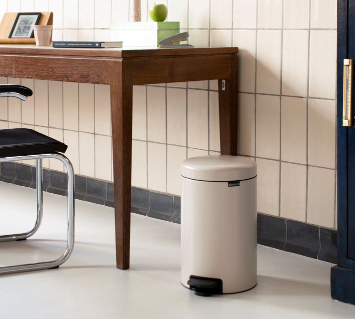 Brabantia 3.2 Gallon newIcon Step Trash Can