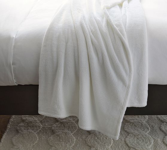 Faux Fur Cozy Blanket Pottery Barn