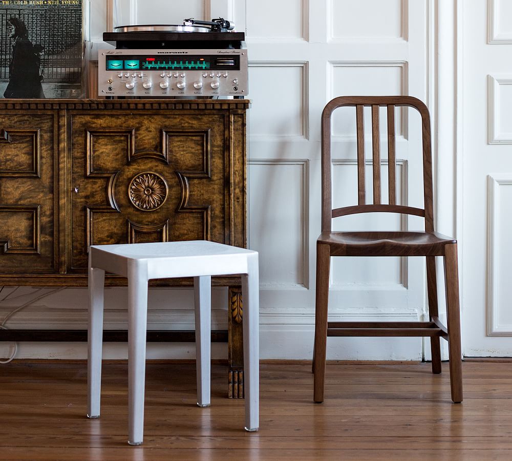 Navy windsor dining discount chair