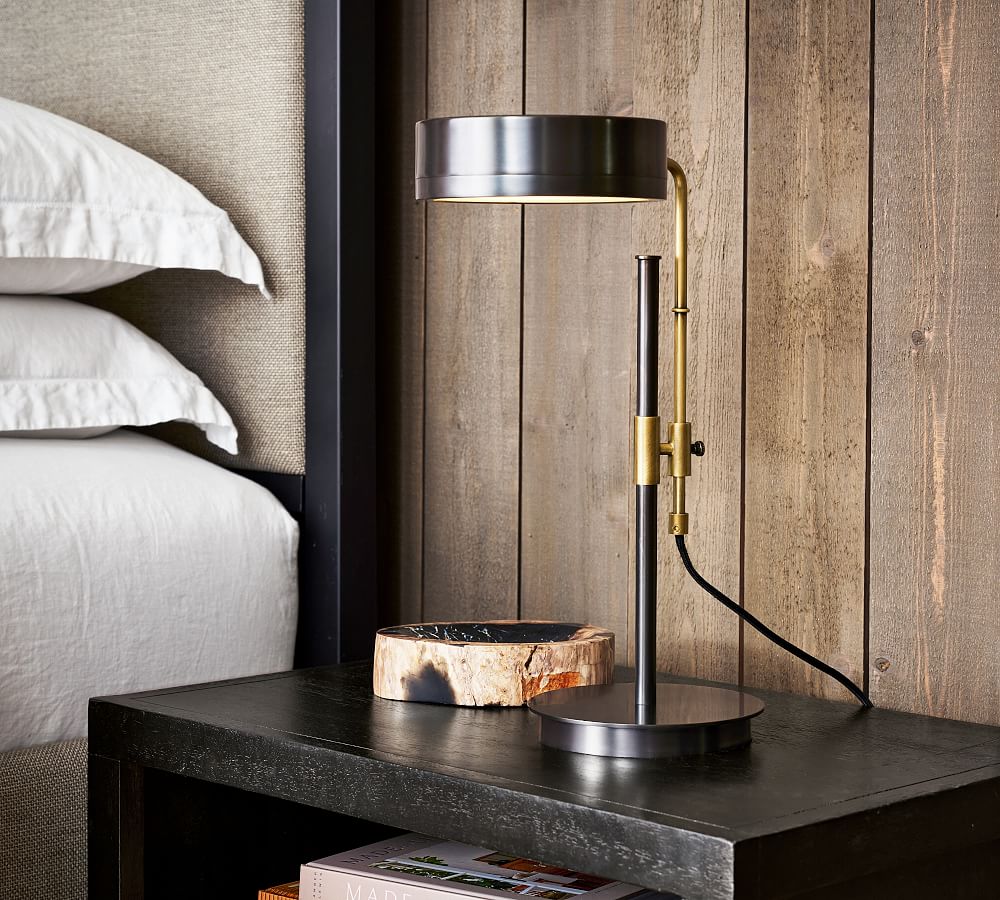 Articulating sales table lamp