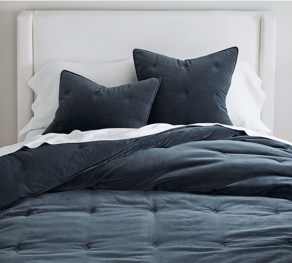 Tufted comforter deals