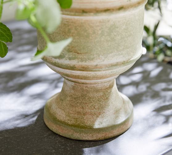 Provence Scalloped Edge Outdoor Planters