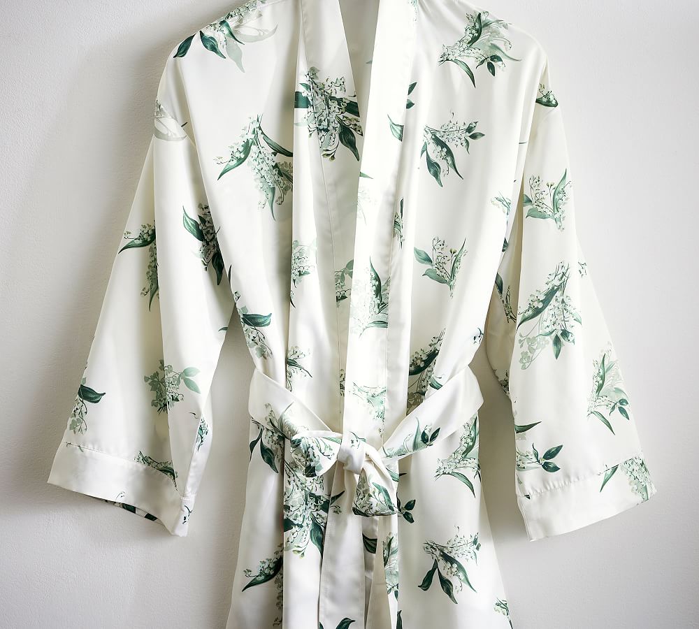 Monique Lhuillier Lily of the Valley Robe - size XS or S