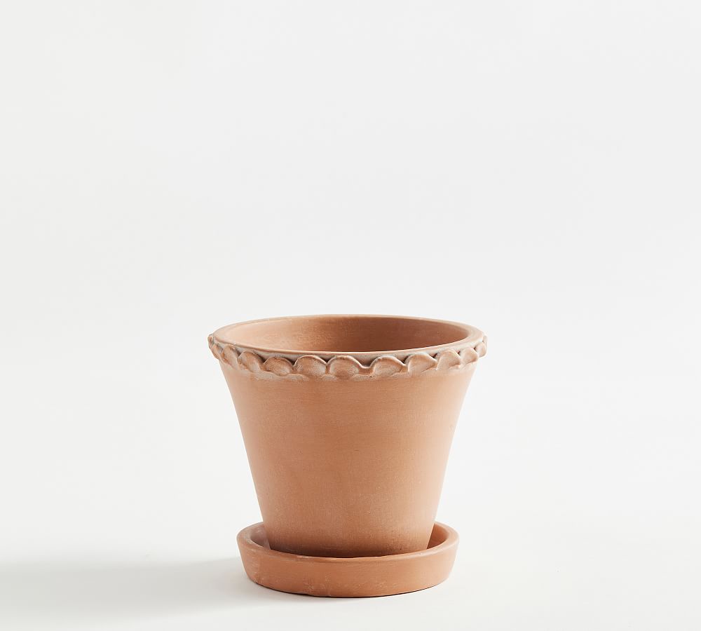 Small Provence Scalloped Edge Outdoor Planters