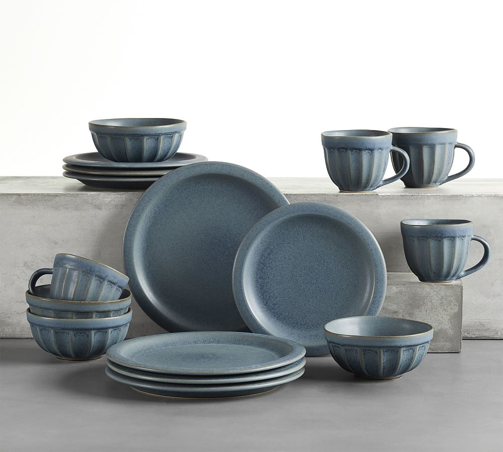 Mendocino Stoneware 16-Piece Dinnerware Set