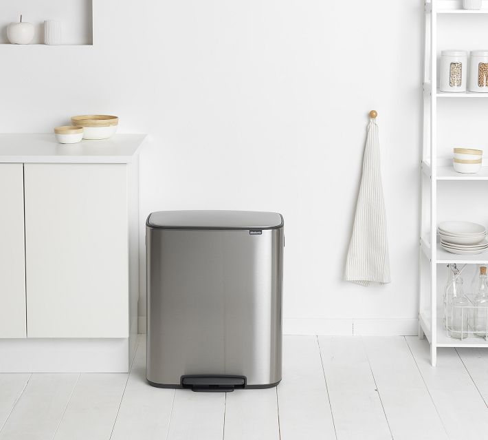 Brabantia Bo Step on Dual Compartment Recycling Trash Can 3 + 6 Gallon (9 Gallon Capacity) Color: Soft Beige