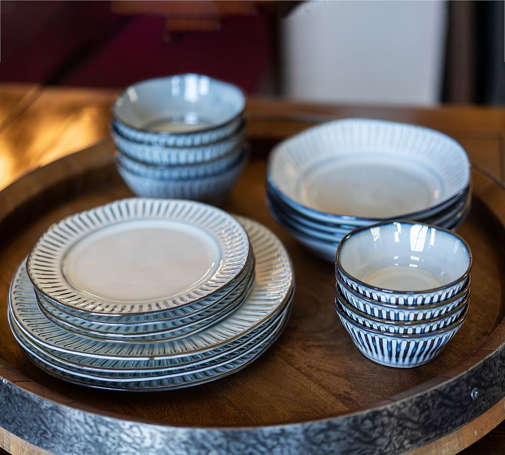 Colonnade Stoneware 20-Piece Dinnerware Set