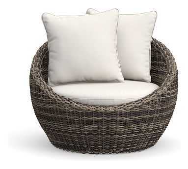 Pottery barn store outdoor furniture cushions