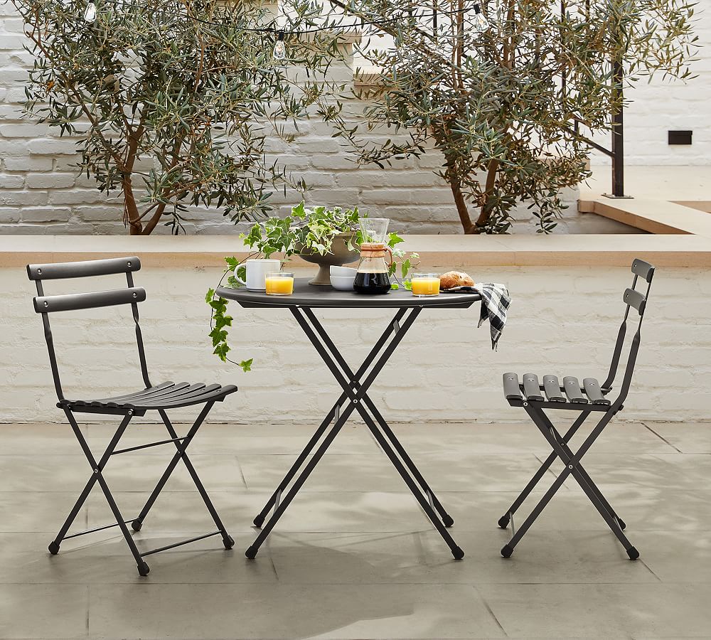 Emu bistro set hot sale