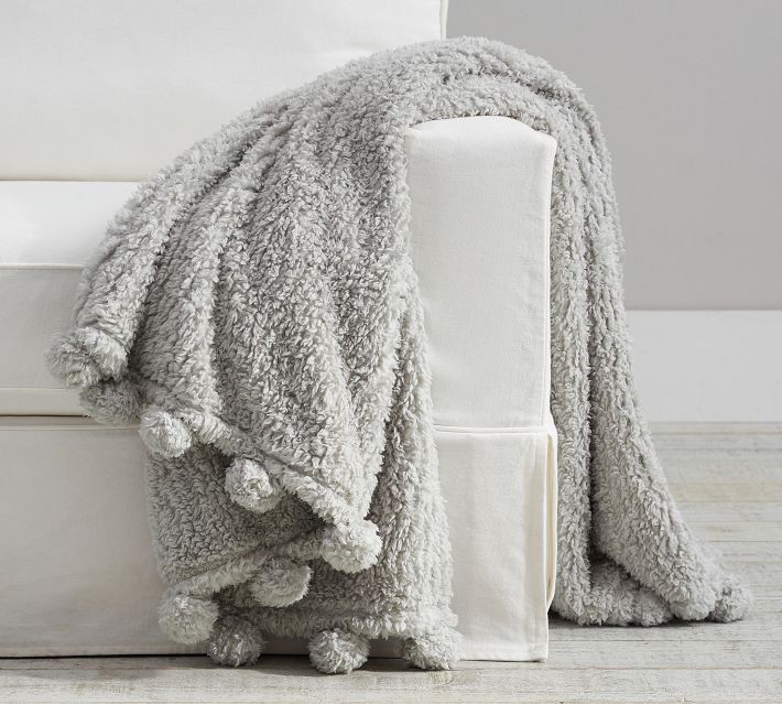 Pottery barn 2024 pom pom throw