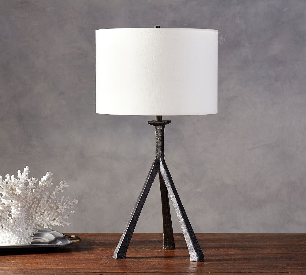 Pottery barn easton deals lamp