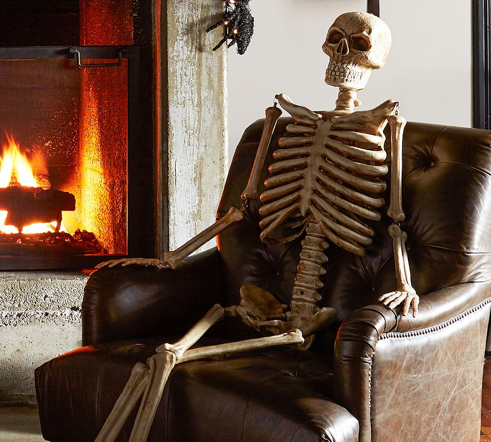Life-Size Indoor/Outdoor Mr. Bones Skeleton