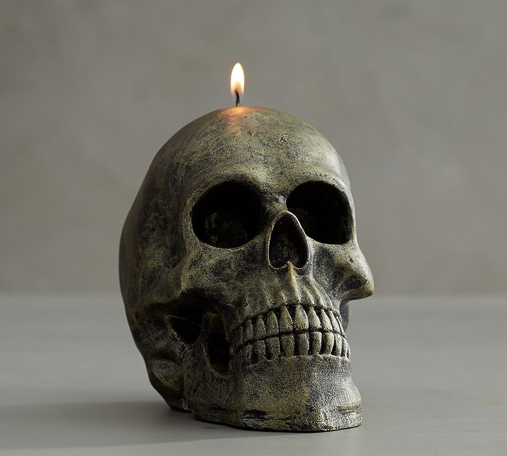 Rustic Silver Shaped Skull Candle