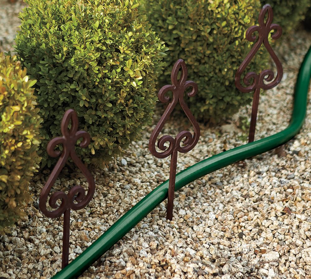 Iron Gate Lawn Guide, Set of 3