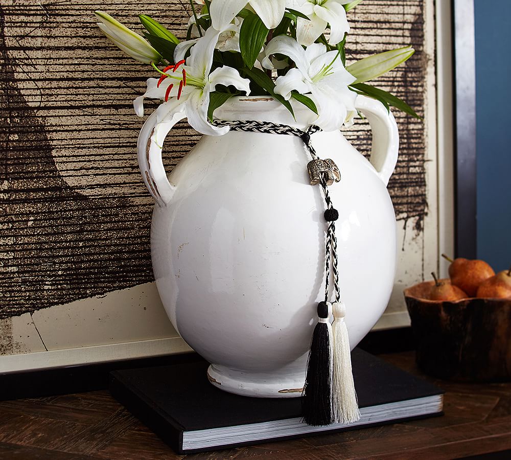 Braided Black Elephant Vase Tassel