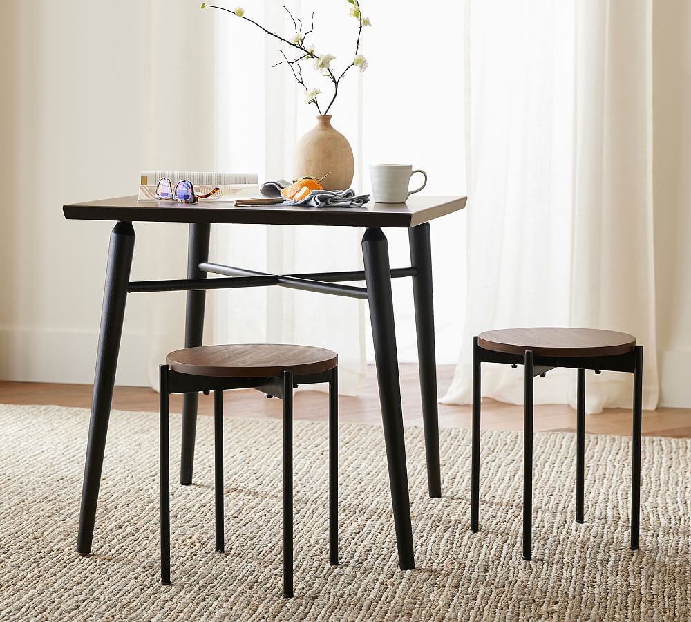 Willow Square Dining Table