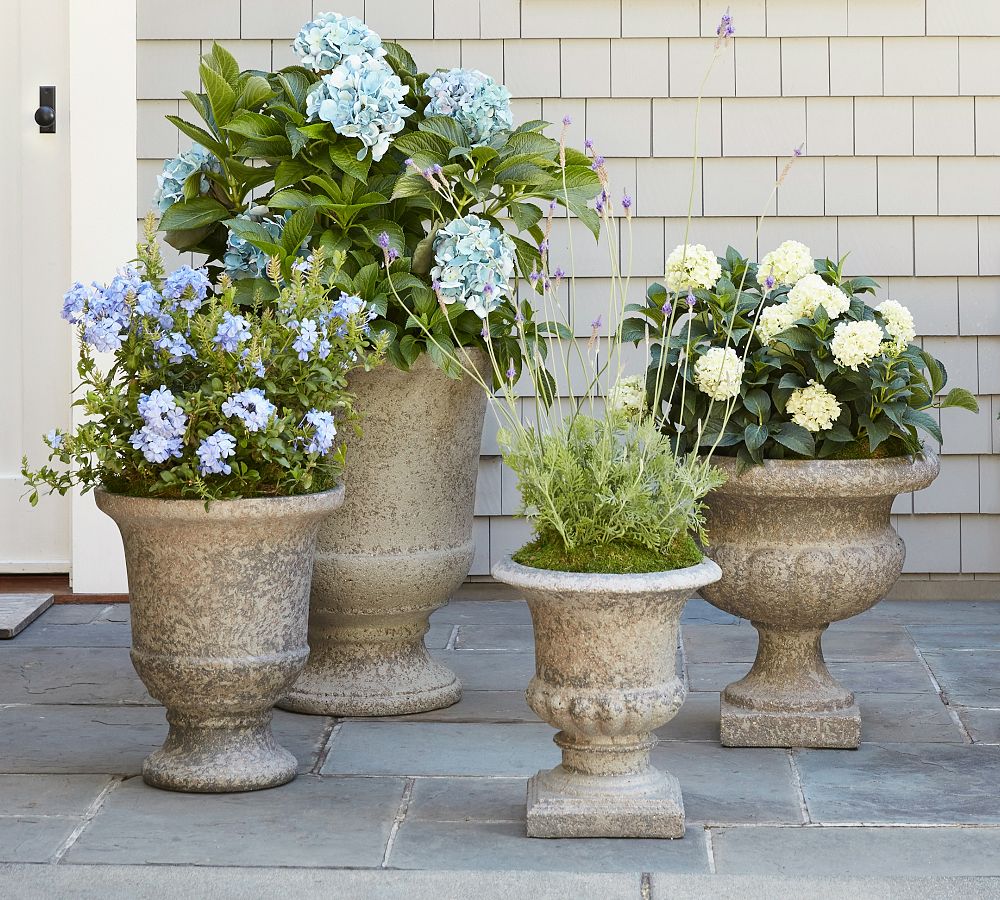 Chateau Traditional Urn Outdoor Planters