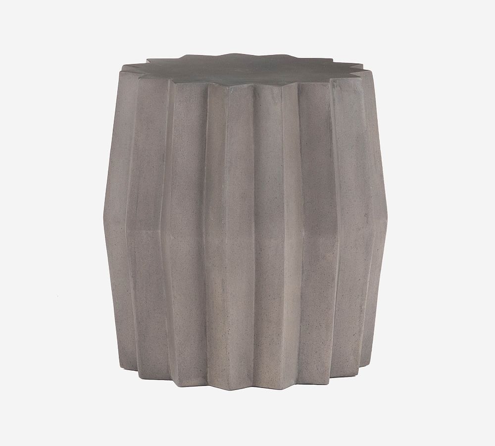 Verity 18.5&quot; Concrete Round Outdoor End Table