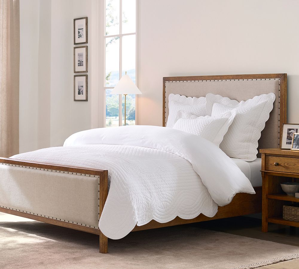 Heirloom Scallop Quilt - White - King/Cal. King