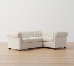 Chesterfield Roll Arm 3-Piece Sectional (93&quot;)