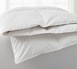 Pottery Barn Premium down alternative hot full/ Queen (duvet) NWT