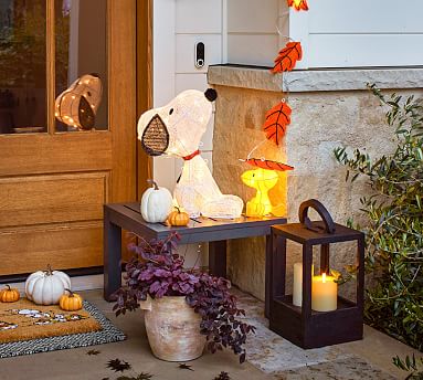 Snoopy Fall Decor: Embrace the Autumn Whimsy!