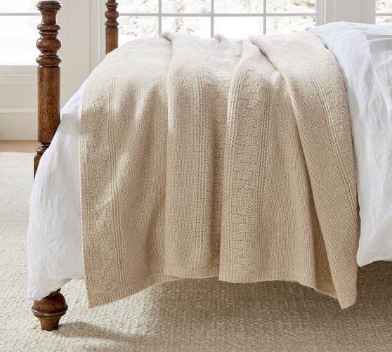 Arden Solid Blanket