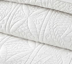 Hanna Cotton Linen Quilt